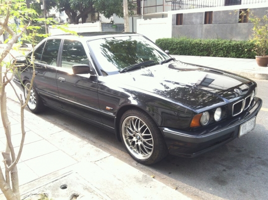 ขายรถBMW 525iA 2.4 โฉม E34 จดปี1999 ขายรถBMW 525iA 2.4 โฉม E34 จดปี1999