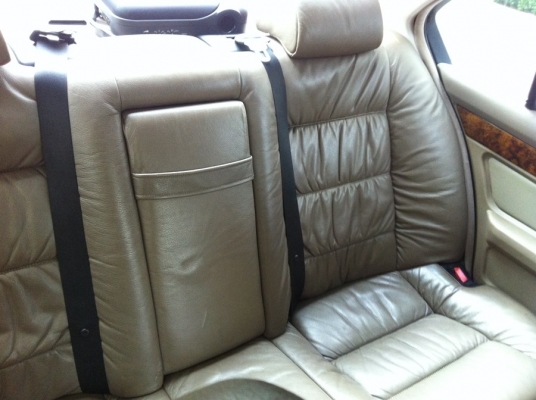 ขายรถBMW 525iA 2.4 โฉม E34 จดปี1999 ขายรถBMW 525iA 2.4 โฉม E34 จดปี1999