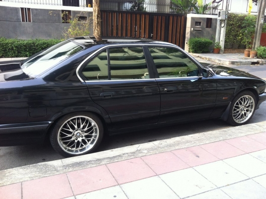 ขายรถBMW 525iA 2.4 โฉม E34 จดปี1999 ขายรถBMW 525iA 2.4 โฉม E34 จดปี1999