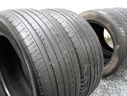 ขายยาง YOKOHAMA dB decibel ปี2413(1คู่) 215-55-16 ราคา 2,500 ขายยาง YOKOHAMA dB decibel ปี2413(1คู่) 215-55-16 ราคา 2,500