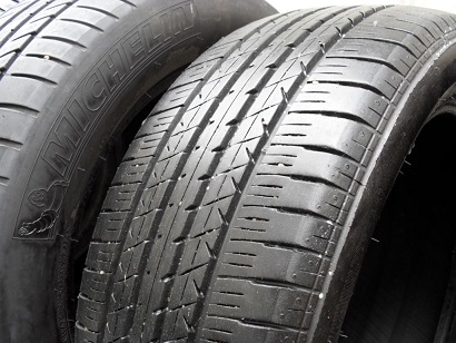 ขายเศษยาง BRIDGESTONE ER33 ปี13 1เส้น 195-50-16 ราคา 1,200