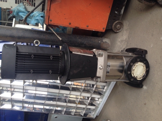 ขายปั้มน้ำแบบตั้งแรงดันสูง Groundfos 4HP. 380V ขนาดเข้า-ออก 3 นิ้ว ของใหม่ไม่เคยใช้งานครับ