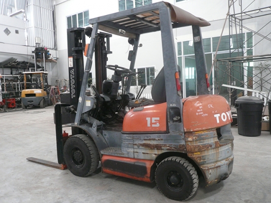 ขายรถโฟล์คลิฟท์ TOYOTA รุ่น 6FGL15 ราคา 139,000 บาท นำเข้าจากประเทศญี่ปุ่น 100\% ไม่เคยใช้งานในประเทศไทย