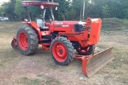 ขายคูโบต้า M5000 พร้อมใช้งาน อุปกรณ์มี ดันหน้า ผาน6 เอกสาาพร้อมโอน ราคาต่อรองได้นิดหน่อย ขายคูโบต้า M5000 พร้อมใช้งาน อุปกรณ์มี ดันหน้า ผาน6 เอกสาาพร้อมโอน ราคาต่อรองได้นิดหน่อย