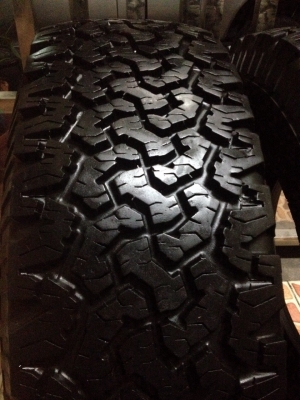 ขายยางBF All 265/75/16 ปี11 ดอกติดหนวดทุกเส้น