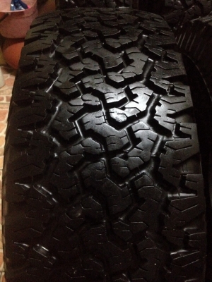 ขายยางBF All 265/75/16 ปี11 ดอกติดหนวดทุกเส้น