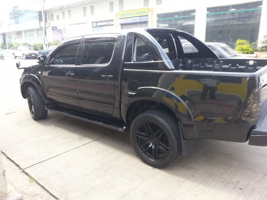 ขายแม็กขอบ20 กว้าง9 พร้อมยาง265/50/20 ปี2012 ครับ สวยๆ