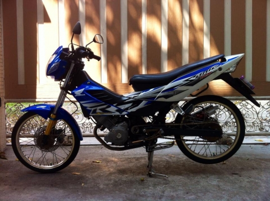 ขออนุญาติขาย Honda Sonic 125cc. แต่งสวยมาก โอนให้ฟรีครับ