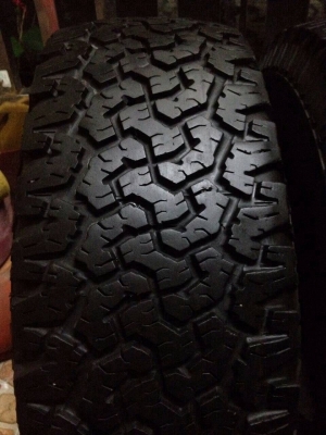 ขายยาง BF All 265/70/16ปี11 ดอกเพียบทุกเส้น