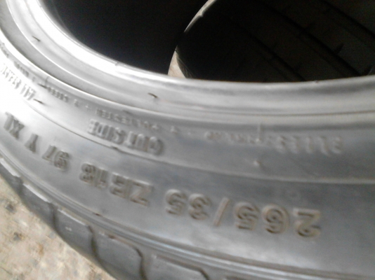 265/35R18 acceiera PHI ปี 2013  มี 2 เส้น  TEL.081-427-3941