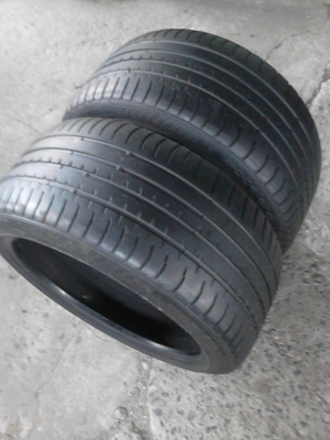 265/35R18 acceiera PHI ปี 2013  มี 2 เส้น  TEL.081-427-3941
