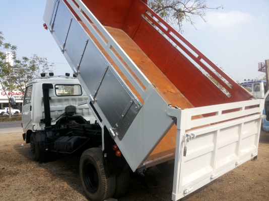 Hino FB112 6 ล้อ ดั้ม รถพร้อมใช้งาน Hino FB112 6 ล้อ ดั้ม รถพร้อมใช้งาน