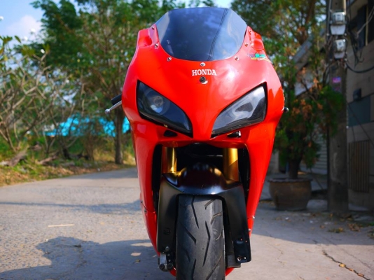 ขาย Cbr400 พร้อมทะเบียนแท้ เครื่องดีเลย ชุดสีมีตำหนิตามรูป แฟริ่ง Rc212
