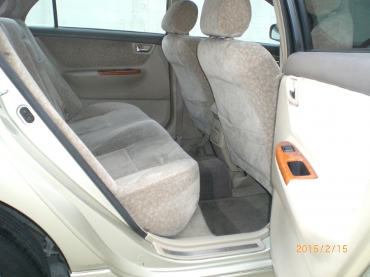 TOYOTA  ALTIS 1.8E auto รถมือเดียว สภาพสวยพร้อมใช้