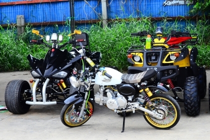 คลิกดูแบบได้เลยด้านใน แวะดูฟรี คลิก!! คลิก!!! คลิก!!!!!!  มังกี้ กอลิล่า สวยๆ ดีๆ ถูกๆ มอไซค์มือ 1  http://lpmonkeyshop.com/             *ปรับราคา ณ วันที่ 24 พฤษภาคม 2557 ***   วิธีสั่งสินค้า  1.เลือกสินค้าที่ท่านต้องการสั่ง แบบ สี ขนาดซีซี 2. ส่ง "