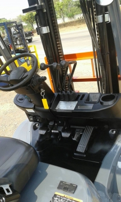 สวยขั้นเทพ TOYOTA 8FD35J รุ่นล่าสุด ขนาด 3.5 ตัน เสา 3 เมตร งาสไลด์