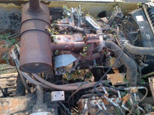 ขายอะใหล่ KOMATSU PC200-6 (แยกขายเป็นอะใหล่นะครับ)