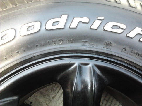 เล็บเหยี่ยว แท้ๆ + BF All 265/75/16 ปี11 สวยๆ 1ชุด เล็บเหยี่ยว แท้ๆ + BF All 265/75/16 ปี11 สวยๆ 1ชุด