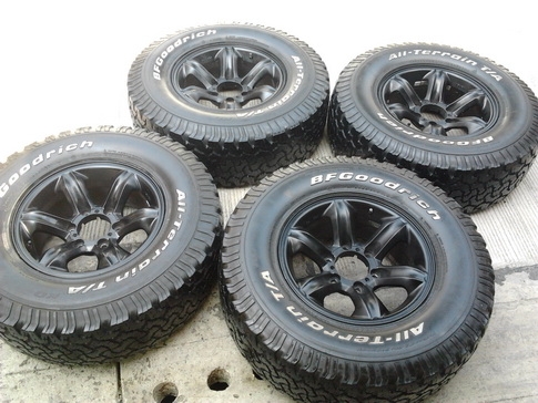 เล็บเหยี่ยว แท้ๆ + BF All 265/75/16 ปี11 สวยๆ 1ชุด