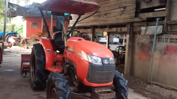 ขายรถไถคูโบต้าแอว3608มีรอตารีตราช้างสภาพสวยมากไม1600ราคา268000รถอยู่วังบ้ว อคลองขลุง กำแพงเพชรสนใจโทร0813655997อำพร พาเจริญราคานี้ยังต่อรองได้อีกนะครับ