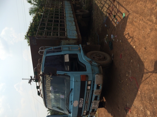 ขาย 6 ล้อ ยาว 6 เมตร FRR 12 LA เครื่อง 175 แรง