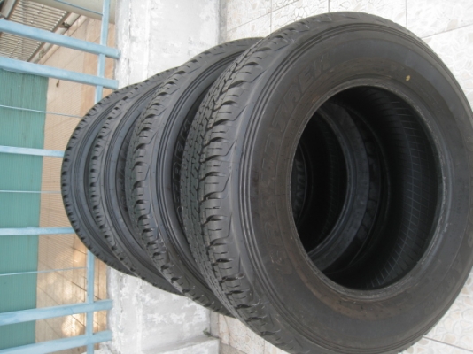 ขายยางป้ายแดง Dunlop AT22 Grandfrek 265/65r17 ปี14 สนใจติดต่อเล็กคลองสามครับ 081-3747940