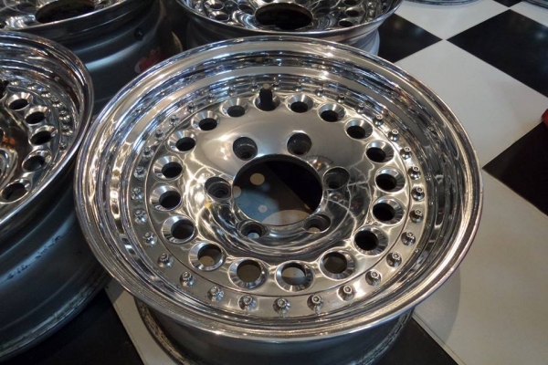 ล้อหยดน้ำ BF GOODRICH 3 ชิ้นแท้ japan 15x7 ET+12 สเปกนี้ใส่รถตู้ได้ ปัดเงามาใหม่ เช็คคดเช็คดุ้งเรียบร้อย ซื้อไปไม่ต้องกังวล ชุดละ 12900 บาท 081-7570077 ส่งได้ทั่วไทย ล้อหยดน้ำ BF GOODRICH 3 ชิ้นแท้ japan 15x7 ET+12 สเปกนี้ใส่รถตู้ได้ ปัดเงามาใหม่ เช็คคดเช็คดุ้งเรียบร้อย ซื้อไปไม่ต้องกังวล ชุดละ 12900 บาท 081-7570077 ส่งได้ทั่วไทย