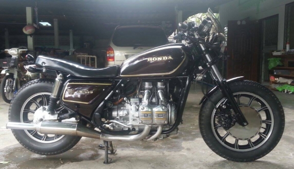 ขายGL1100cc. พร้อมใช้เครื่องเงียบ แต่งแล้ว