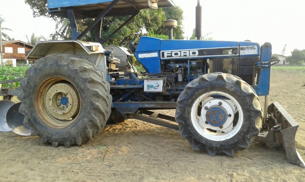 ขายฟอร์ด 6640 สองเพลาคาราโร่ ดันหน้าหางสาม ไคเฮงหลีบ้านโป่ง เล่มทะเบียน