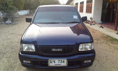 ขายดาก้อนรถบ้าน ปี 2001 2500cc ขายดาก้อนรถบ้าน ปี 2001 2500cc