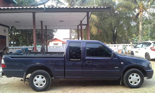 ขายดาก้อนรถบ้าน ปี 2001 2500cc ขายดาก้อนรถบ้าน ปี 2001 2500cc