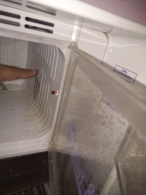 ขออนุญาติขาย ตู้เย็นครับ 1500