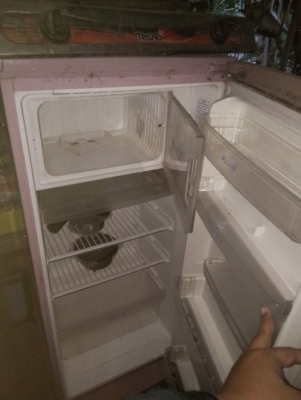 ขออนุญาติขาย ตู้เย็นครับ 1500