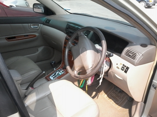 ขายด่วนครับ TOYOTA ALTIS 1.8 E.VVTI  AUTO ไฟฟ้าครบ สีน้ำตาล พร้อมใช้ครับ เอกสารพร้อมโอน นะครับ