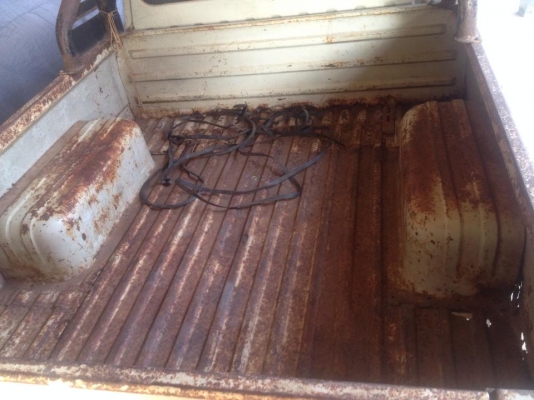 ขายมาสด้า1000ทะเบียนโอน