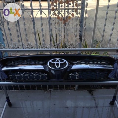 ขายกระจังหน้าวีโก้สีดำ