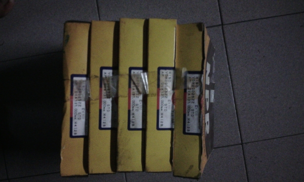 ขายแหวนลูกสูบเครื่อง hino EK100