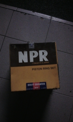 ขายแหวนลูกสูบเครื่อง hino EK100