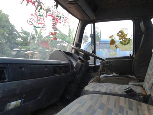 ขายรถดัมพ์กลาง 5คิว HINO สมอเงิน HO7D195 ก.ไฟฟ้า แอร์เย็น พ.เพาเวอร์ เบรคทิ๊ฟฟี่ ยาง8.25ขอบ16 แชชซีสวย เครื่องแน่น สภาพพร้อมลุยงาน เอกสานเล่มทะเบียนพร้อมโอน