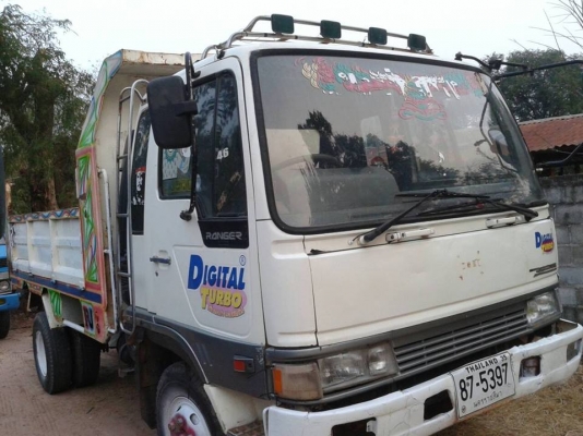 ขายรถดัมพ์กลาง 5คิว HINO สมอเงิน HO7D195 ก.ไฟฟ้า แอร์เย็น พ.เพาเวอร์ เบรคทิ๊ฟฟี่ ยาง8.25ขอบ16 แชชซีสวย เครื่องแน่น สภาพพร้อมลุยงาน เอกสานเล่มทะเบียนพร้อมโอน