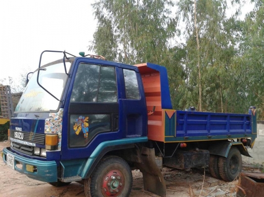 ขาย6ล้อดัมพ์ROCKY150 อีซูซุยาง8.25R16 แชชซีสวย เครื่อง พ.เพาเวอร์ เบรคทิ๊ฟฟี่ แอร์เย็นภายในสวย