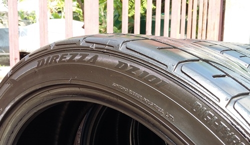 ยาง,205-45-16 Dunlop DZ101 JP.ดอกเต็มปลายปี12สี่เส้น 3,500