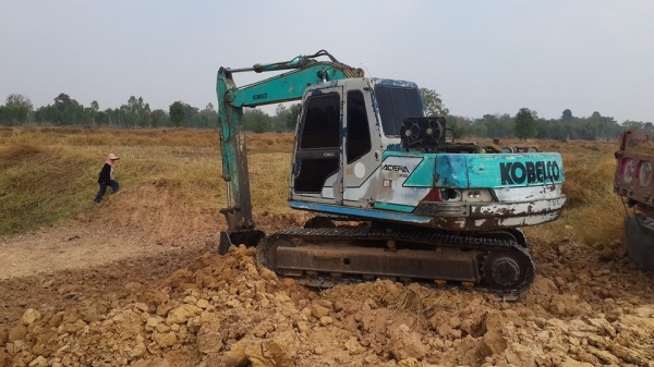 ขายรถตักแม็กโคkobelco120-3 มาร์คทรีสภาพเก่านอก ช่วงล่างดี เอวแน่น บูมสวยแอร์เย็น เดิม เอกสารอินวอยซ์ เครื่องแน่น