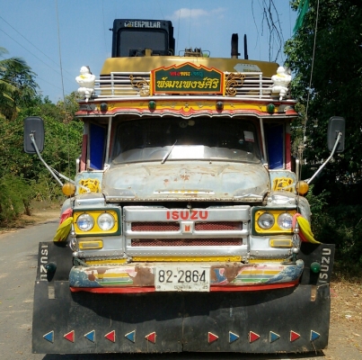 ต้องการขายสิบล้อหน้ายาว สองเพลา