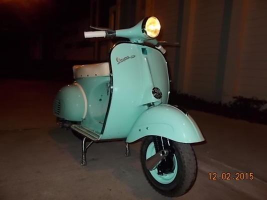 เอเซียเวสป้า---->>จัดส่งรถvespa 64 2 คัน ให้คุณกวาง สารคาม และคุณยะ สกลนคร เรียบร้อย17/02/2558