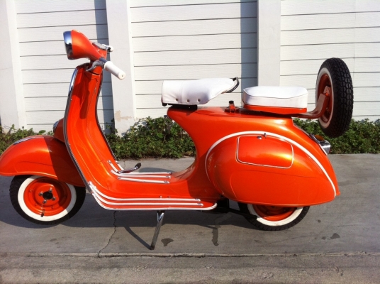 เอเซียเวสป้า---->>จัดส่งรถvespa 64 2 คัน ให้คุณกวาง สารคาม และคุณยะ สกลนคร เรียบร้อย17/02/2558