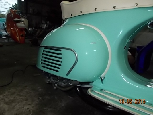 เอเซียเวสป้า---->>จัดส่งรถvespa 64 2 คัน ให้คุณกวาง สารคาม และคุณยะ สกลนคร เรียบร้อย17/02/2558