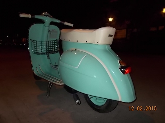 เอเซียเวสป้า---->>จัดส่งรถvespa 64 2 คัน ให้คุณกวาง สารคาม และคุณยะ สกลนคร เรียบร้อย17/02/2558