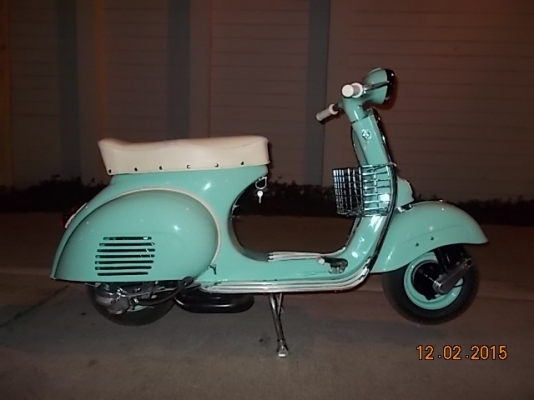 เอเซียเวสป้า---->>จัดส่งรถvespa 64 2 คัน ให้คุณกวาง สารคาม และคุณยะ สกลนคร เรียบร้อย17/02/2558