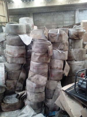 สายดับเพลิง ของใหม่เก่าเก็บจมน้ำราคาไม่เเพง ครับขายถูกๆ ขนาด 3 นิ้ว ยาว 30 เมตร เหลือจำนวนจำกัด